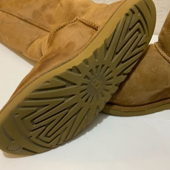 UGG Women's Pull On Sheepskin Warm Classic Tall II Boot, 1016224 - Chestnut 9/40 - Picture 11 of 14